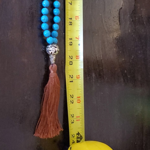 Howlite turquoise Meru meditation beaded necklace - Picture 6 of 7